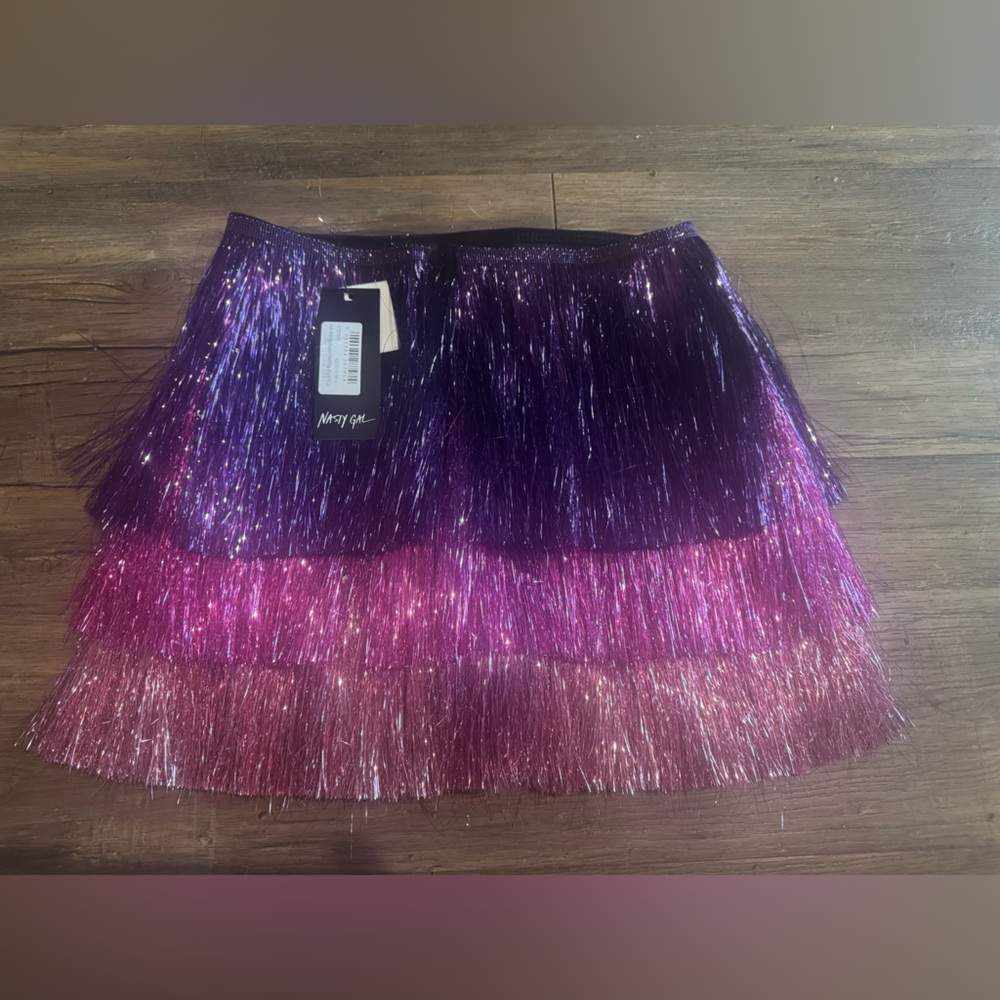 NWT Nasty Gal Multicolored High Waisted Tinsel Fringe Shorts Pink & Purple Sz 2 - Picture 3 of 8